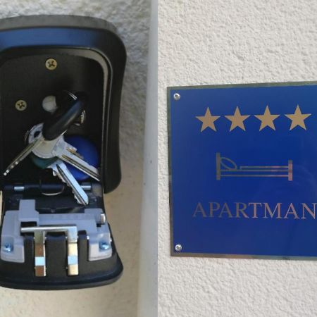 Apartment Pineta With Terrace & Park Wood View PUY 외부 사진