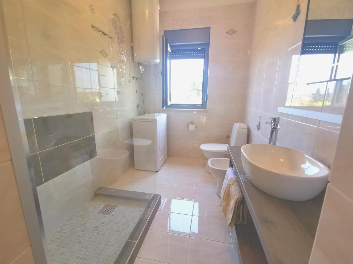 Apartment Pineta With Terrace & Park Wood View PUY 외부 사진
