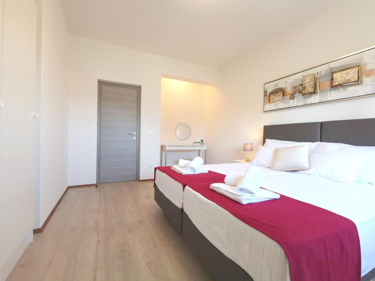 Apartment Pineta With Terrace & Park Wood View PUY 외부 사진